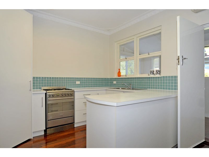 24 Trink Street, Cloverdale WA 6105