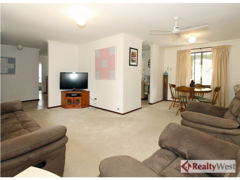 105 Edgewater Drive, Edgewater WA 6027