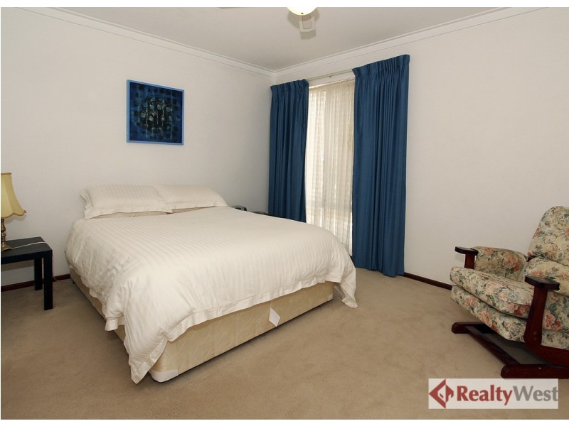 105 Edgewater Drive, Edgewater WA 6027