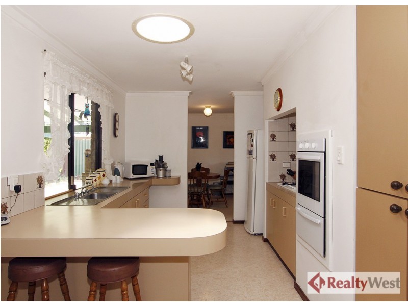 105 Edgewater Drive, Edgewater WA 6027