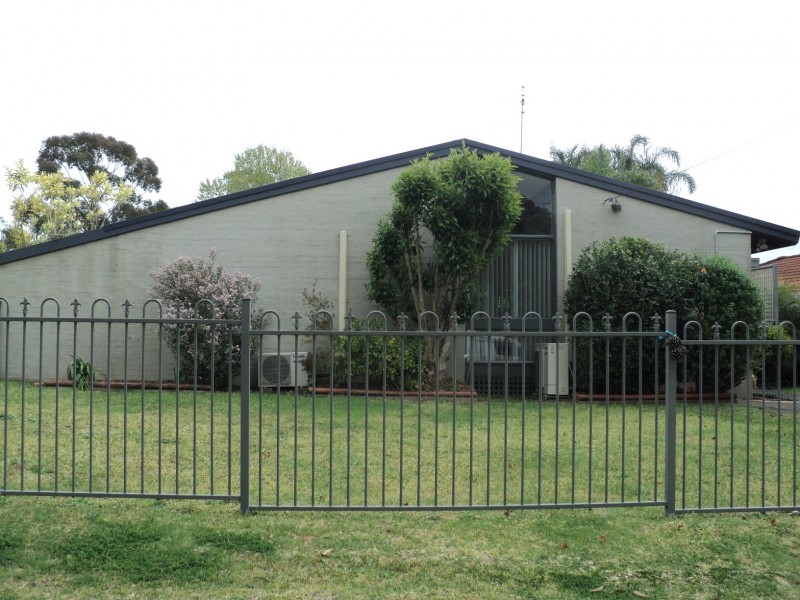 40 Tudawali Crescent, Kariong NSW 2250