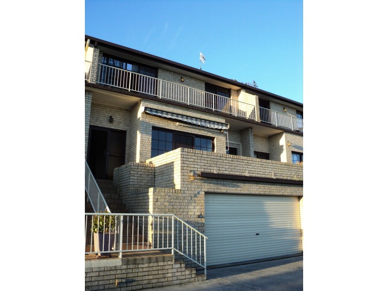 3/1 Joseph Lloyd Close, Gosford NSW 2250
