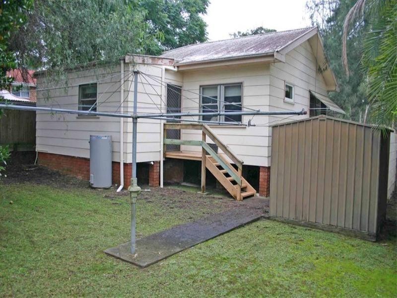 110 Avoca Drive, Green Point NSW 2251