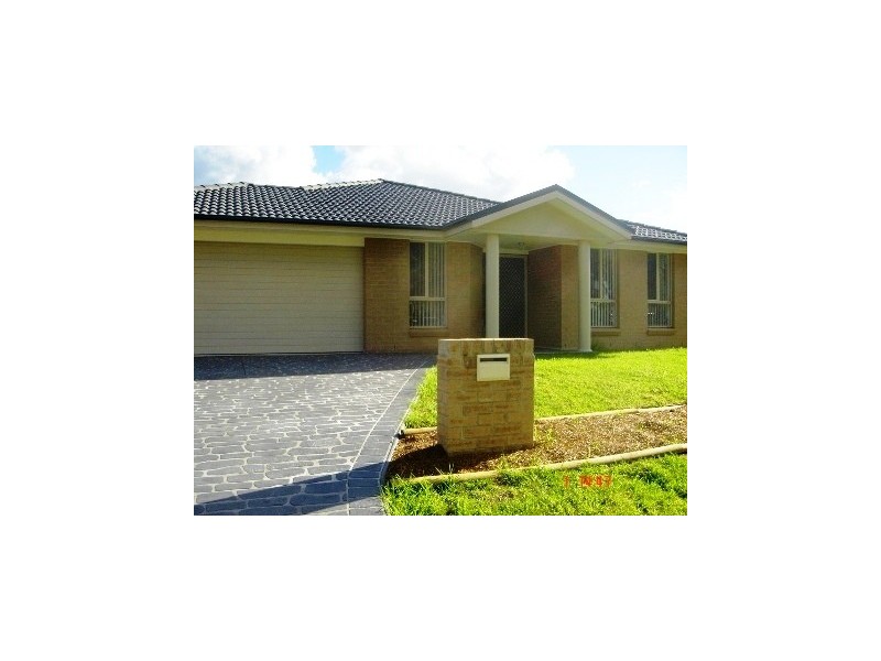 4 Sabre Place, Hamlyn Terrace NSW 2259