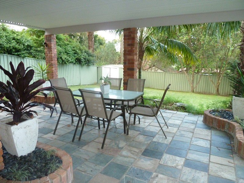 19 Donegal Road, Berkeley Vale NSW 2261