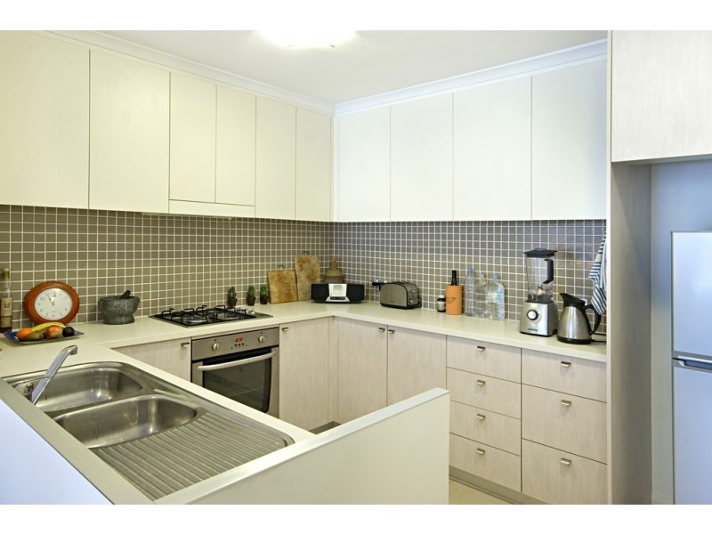 23/80 John Whiteway Drive, Gosford NSW 2250