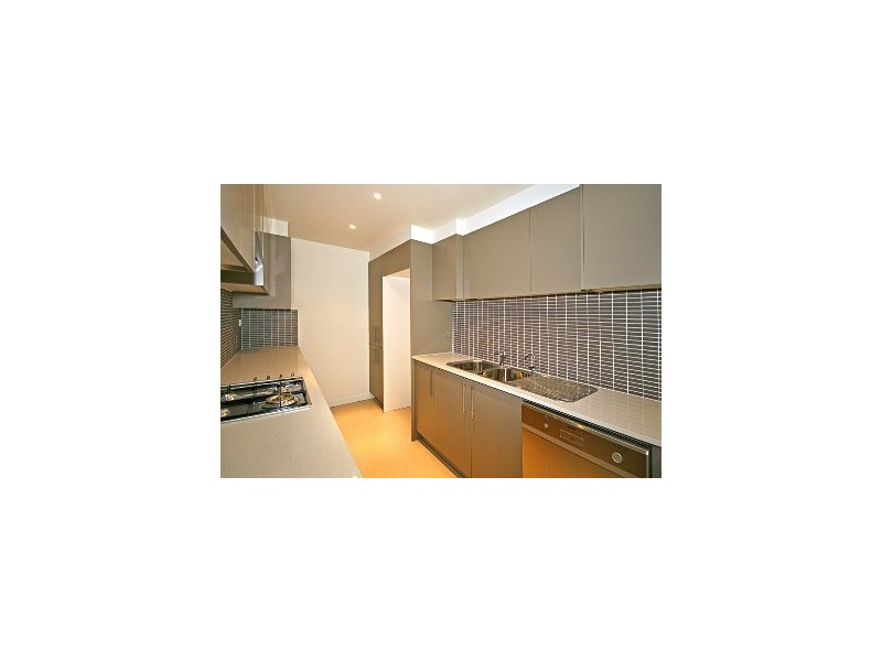 32/24-26 Watt Street, Gosford NSW 2250