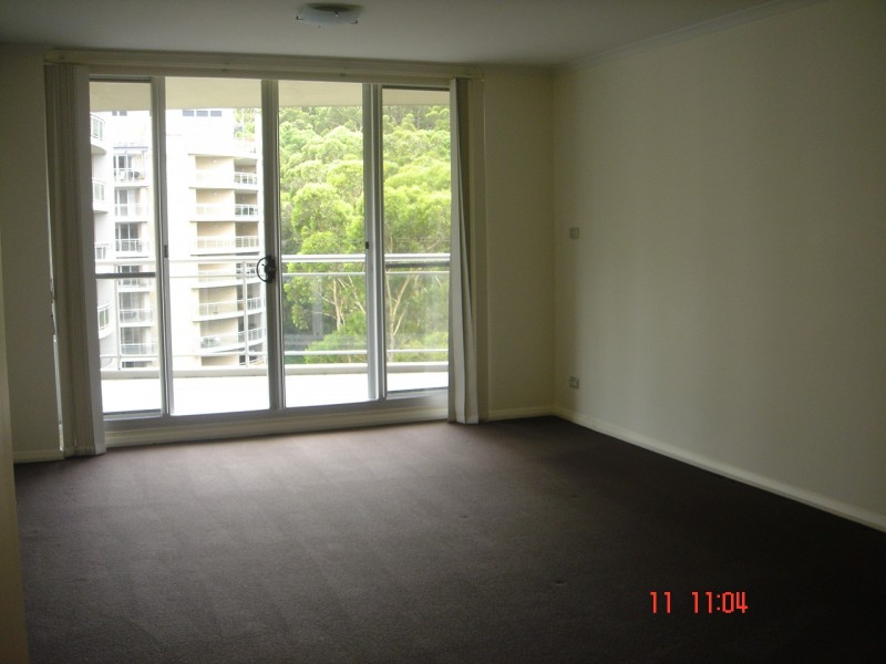 155/80 John Whiteway Drive, Gosford NSW 2250