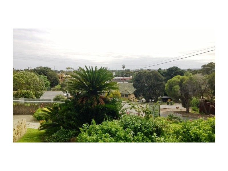 6 HYLAND AVENUE, Darlington SA 5047