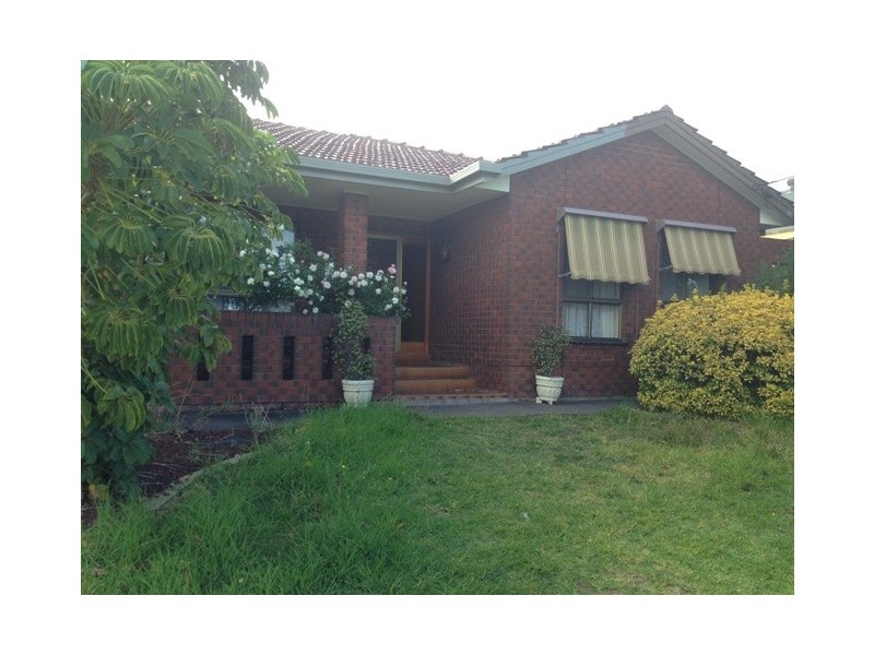 31 Quinn Ave, Rostrevor SA 5073
