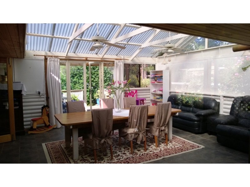 15 Klar Avenue, Darlington SA 5047