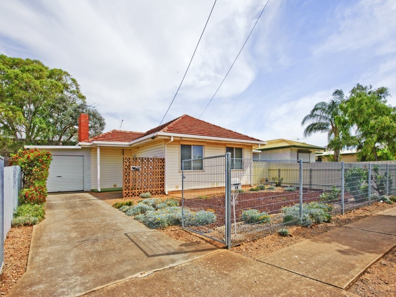 14 Byron Avenue, Clovelly Park SA 5042
