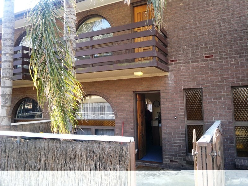 4/25 Farnham road, Keswick SA 5035