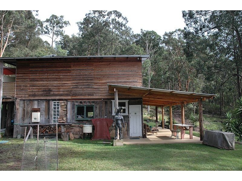 127 Bulls Run Road, Wollombi NSW 2325