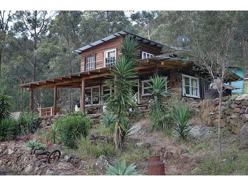 127 Bulls Run Road, Wollombi NSW 2325