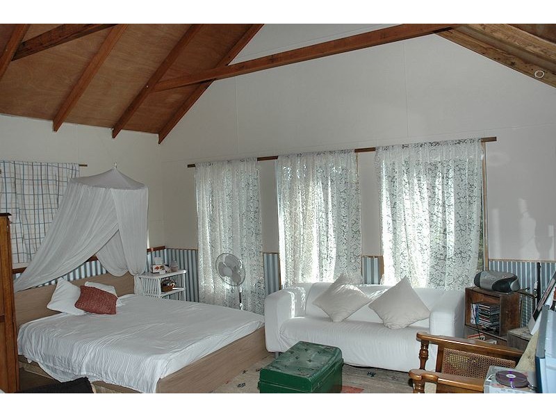 127 Bulls Run Road, Wollombi NSW 2325