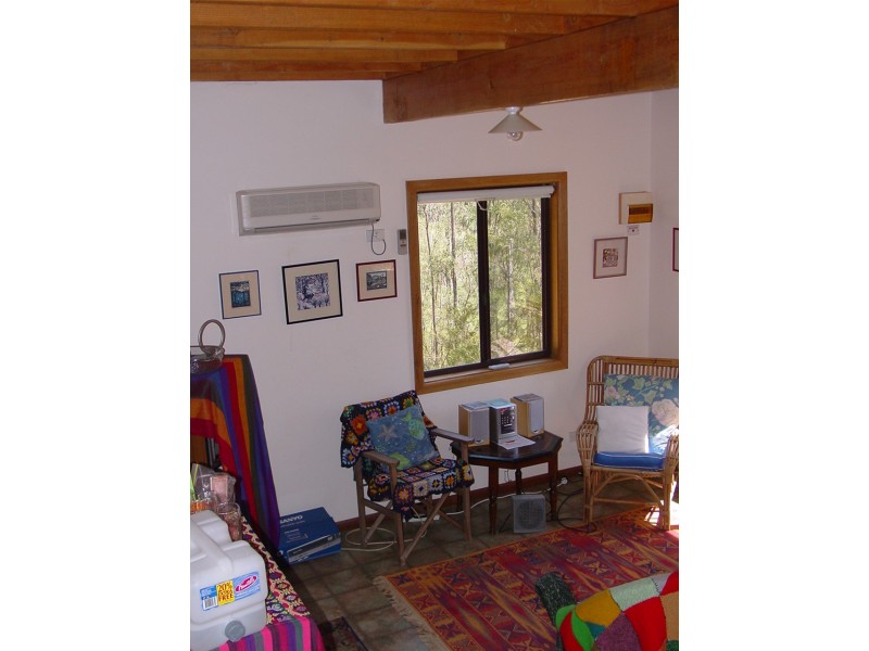 115 Blaxlands Arm Rd, Laguna NSW 2325