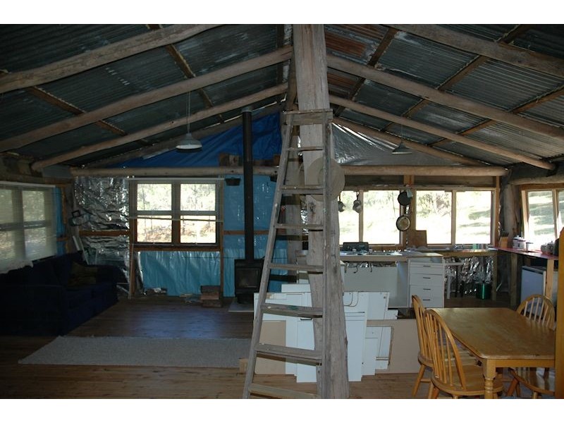 355 Moores Road, Wollombi NSW 2325