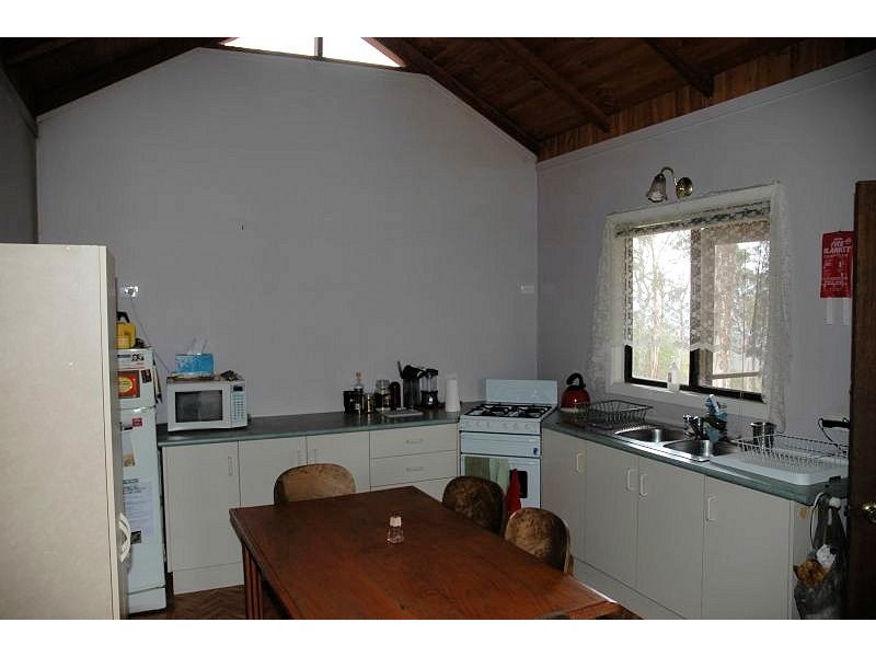 468 Milsons Arm Rd, Wollombi NSW 2325