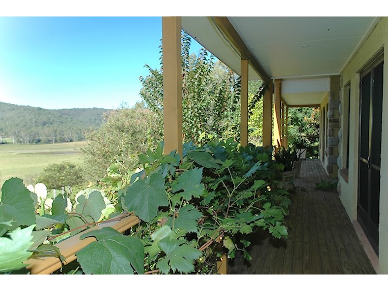3226 Great North Rd, Wollombi NSW 2325