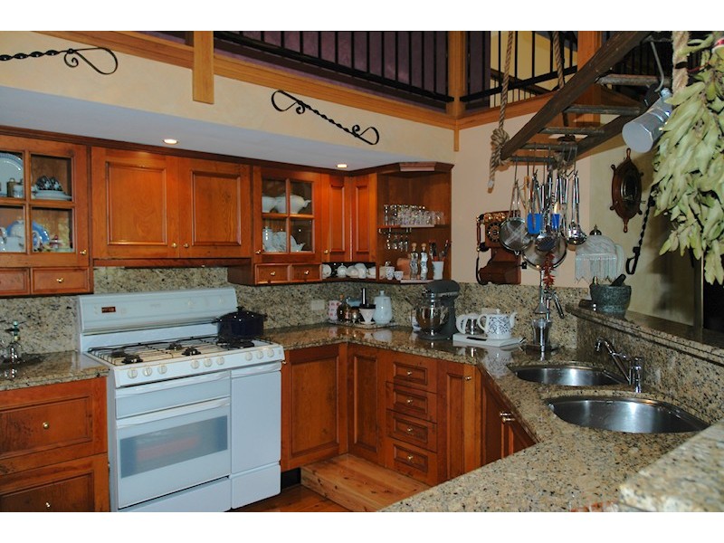 3226 Great North Rd, Wollombi NSW 2325