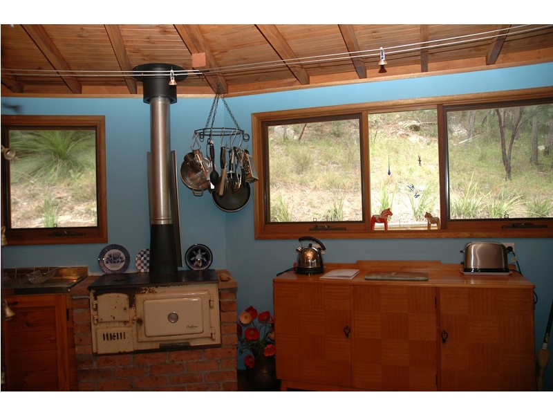 27 Burralong Valley Rd, Laguna NSW 2325