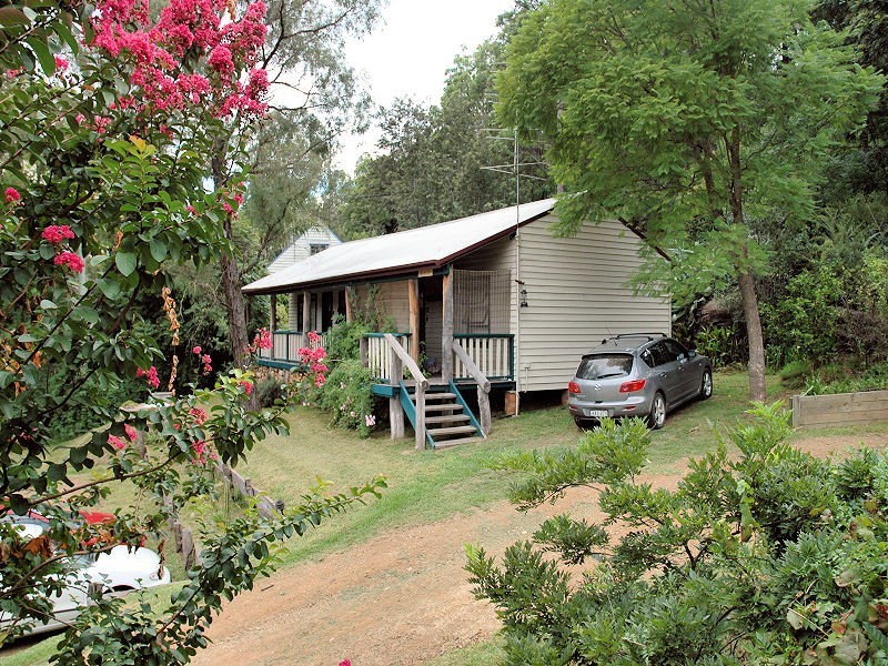 2877 Wollombi Road, Wollombi NSW 2325