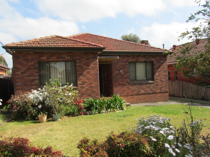54 Glenwall Street, Kingsgrove NSW 2208