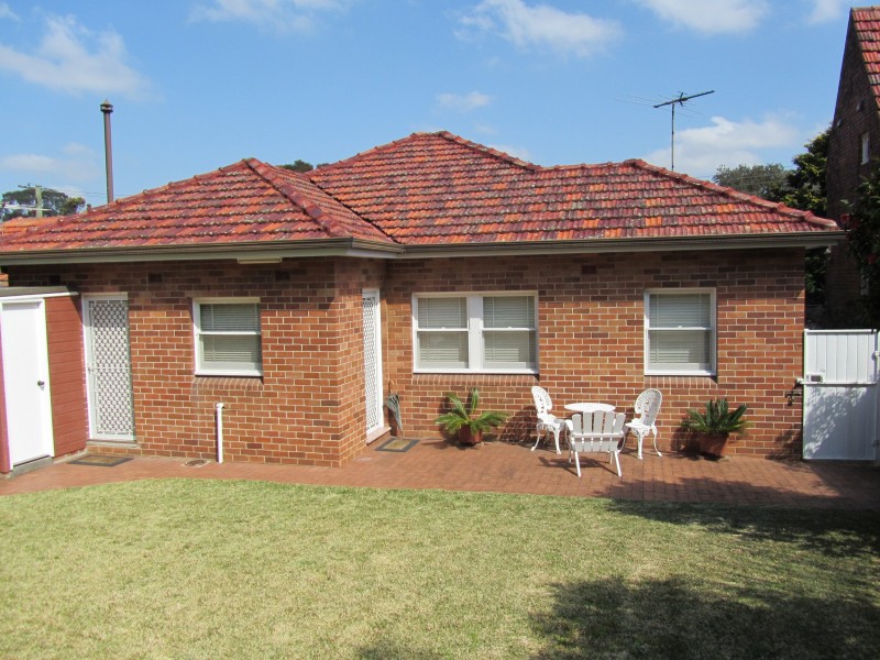 50 Monaro Avenue, Kingsgrove NSW 2208