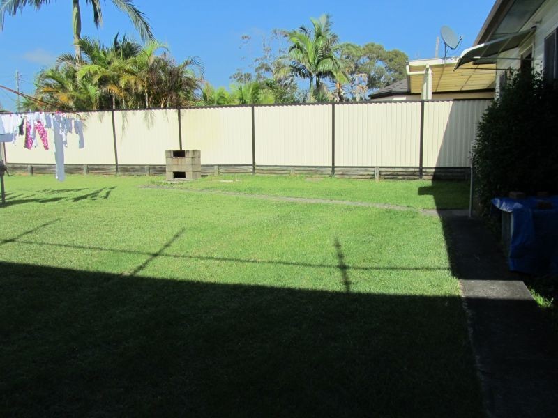 11 Highland Road, Peakhurst NSW 2210