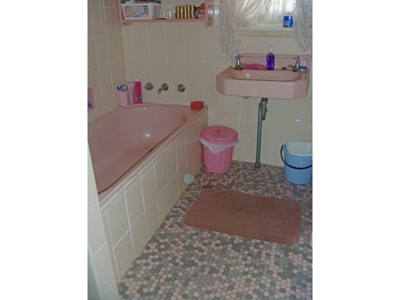 Campbelltown NSW 2560