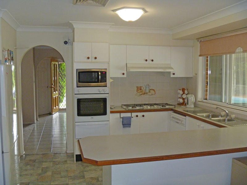 3 Lamb Pl, Elderslie NSW 2570