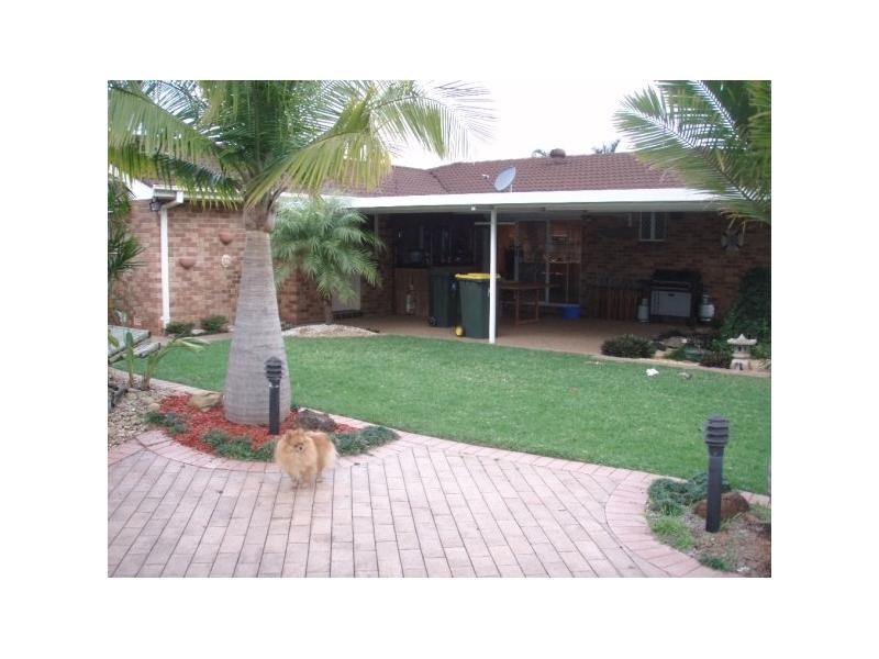 5 Drood Pl, Ambarvale NSW 2560