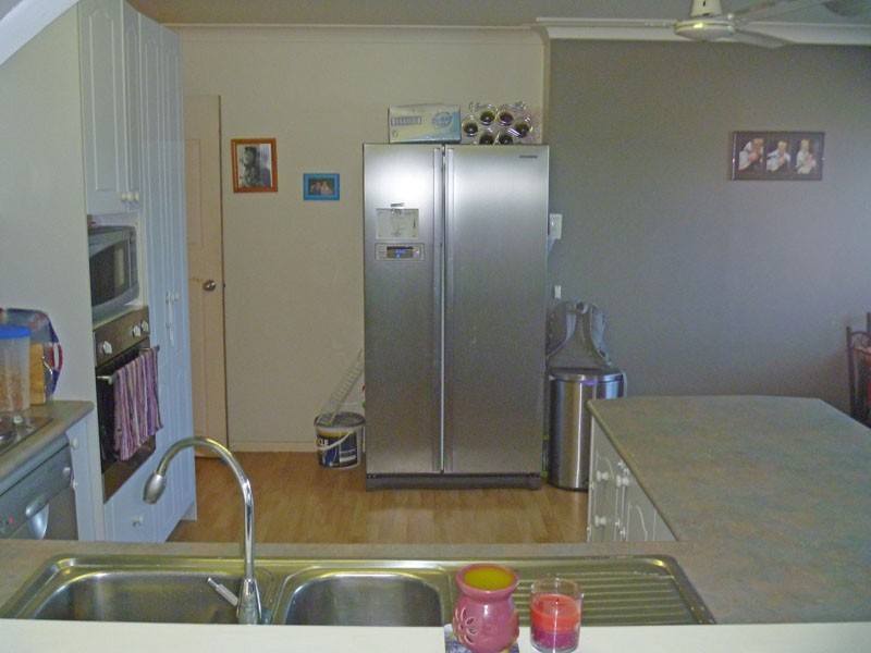 4 Jarrah Pl, Bradbury NSW 2560