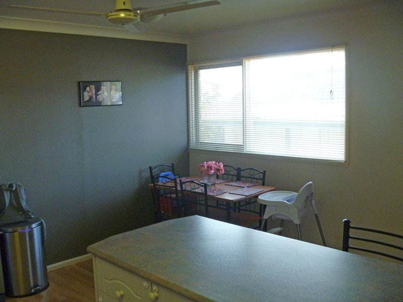 4 Jarrah Pl, Bradbury NSW 2560