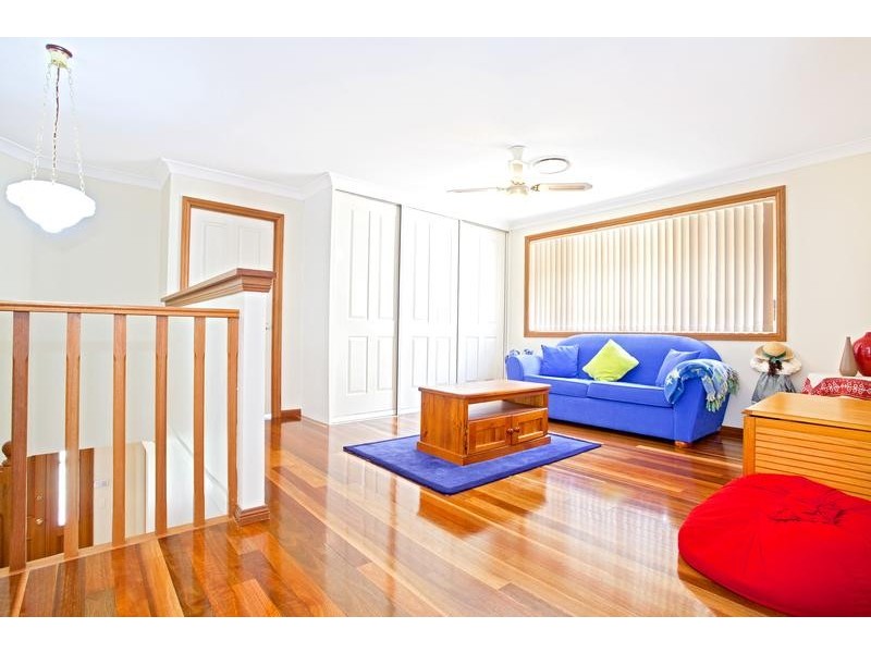 37 Braeside Cr, Glen Alpine NSW 2560