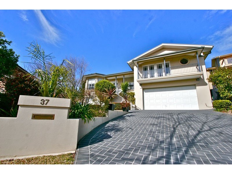 37 Claremont CCT, Glen Alpine NSW 2560