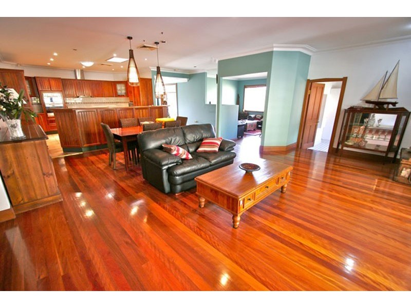 37 Claremont CCT, Glen Alpine NSW 2560