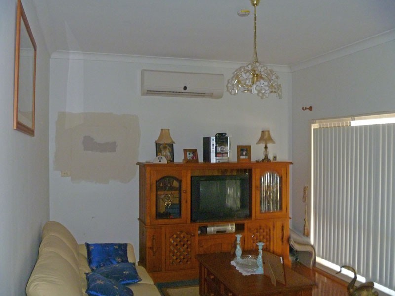 3 Bundarra Rd, Campbelltown NSW 2560