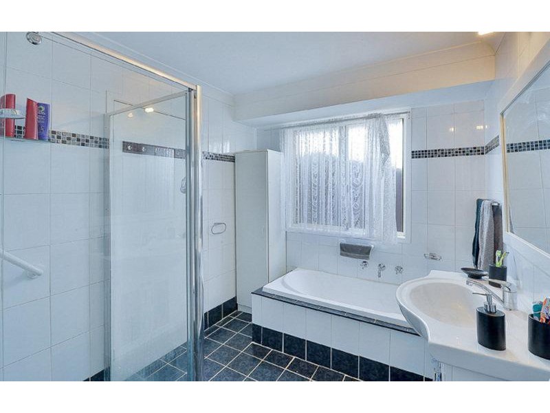 36 Orlick St, Ambarvale NSW 2560