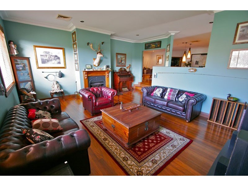 37 Claremont CCT, Glen Alpine NSW 2560