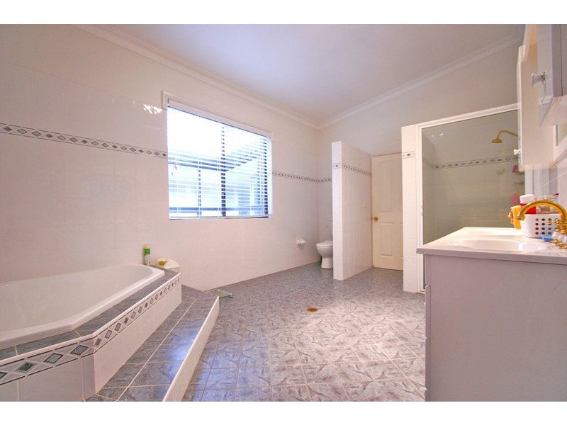 33 Mt Huon CCT, Glen Alpine NSW 2560