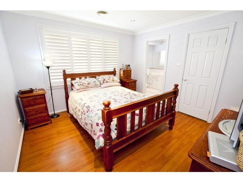 2 Freeman CCT, Ingleburn NSW 2565