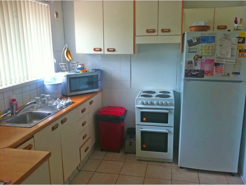 12 Wordsworth Ave, Leumeah NSW 2560