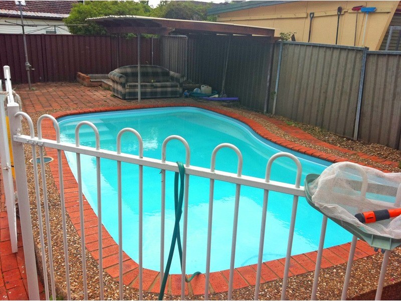 12 Wordsworth Ave, Leumeah NSW 2560