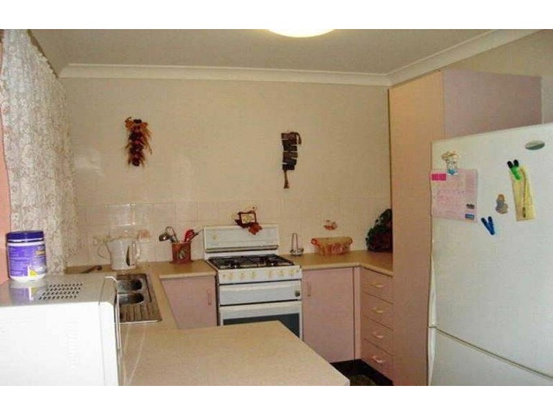 9 Gadshill Place, Rosemeadow NSW 2560