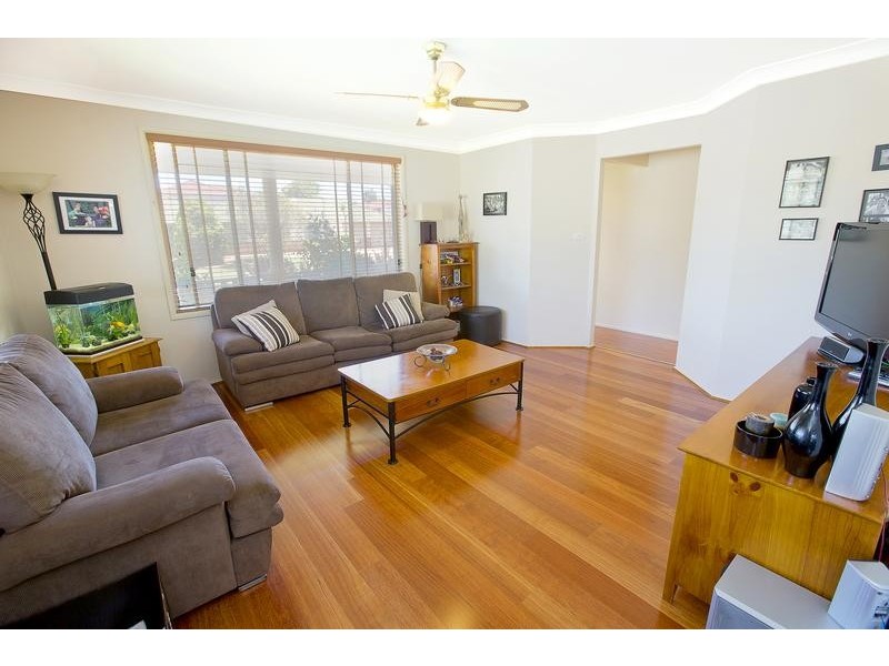 2 Vale CCT, Narellan Vale NSW 2567