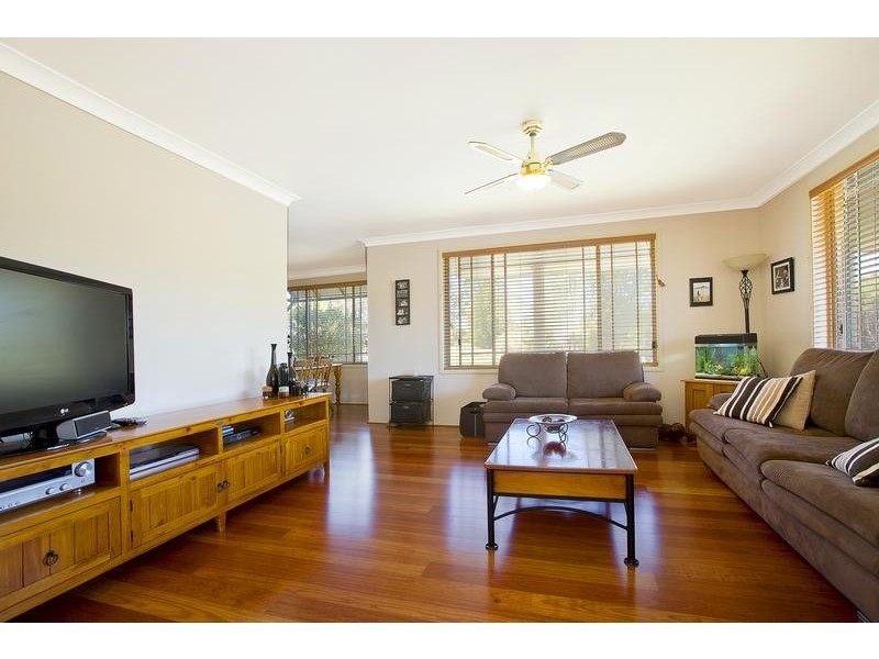 2 Vale CCT, Narellan Vale NSW 2567