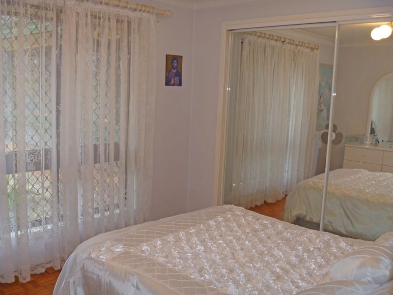 35 Ballantrae Drive, St Andrews NSW 2566