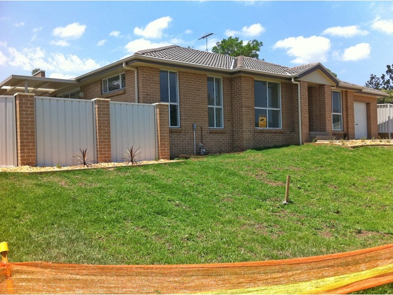 1 Chivers Place, Ingleburn NSW 2565
